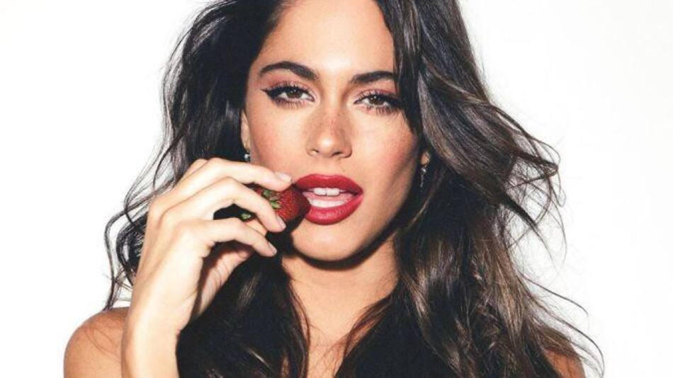 Tini Stoessel, cantante y actriz, música