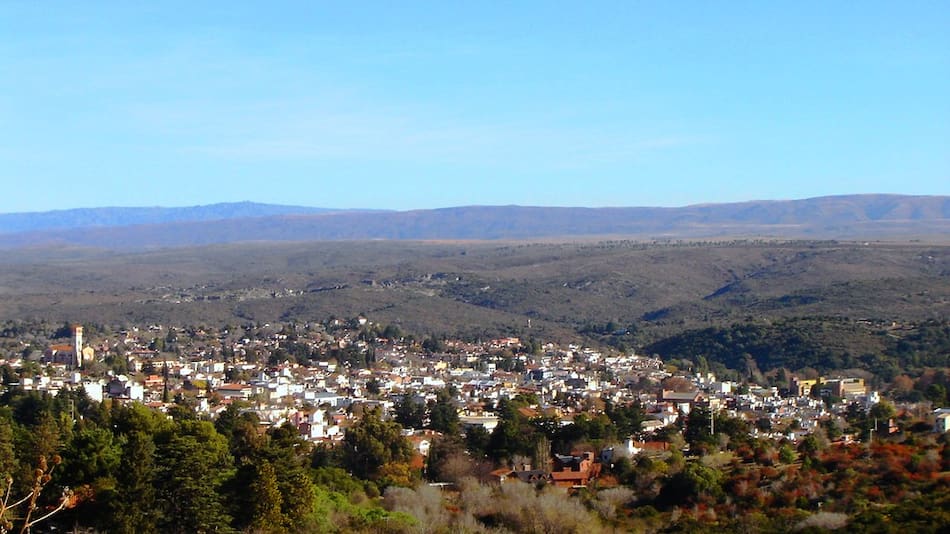 Una joya escondida en Córdoba: el pueblito ideal para hospedarse de cara al Festival de Cosquín
