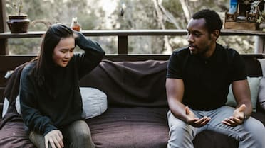 Un momento doloroso: los 3 signos que sufrirán una inesperada traición durante noviembre 2025