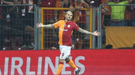 Festejo de Mauro Icardi para el Galatasaray en la pre Champions League. Foto: EFE.