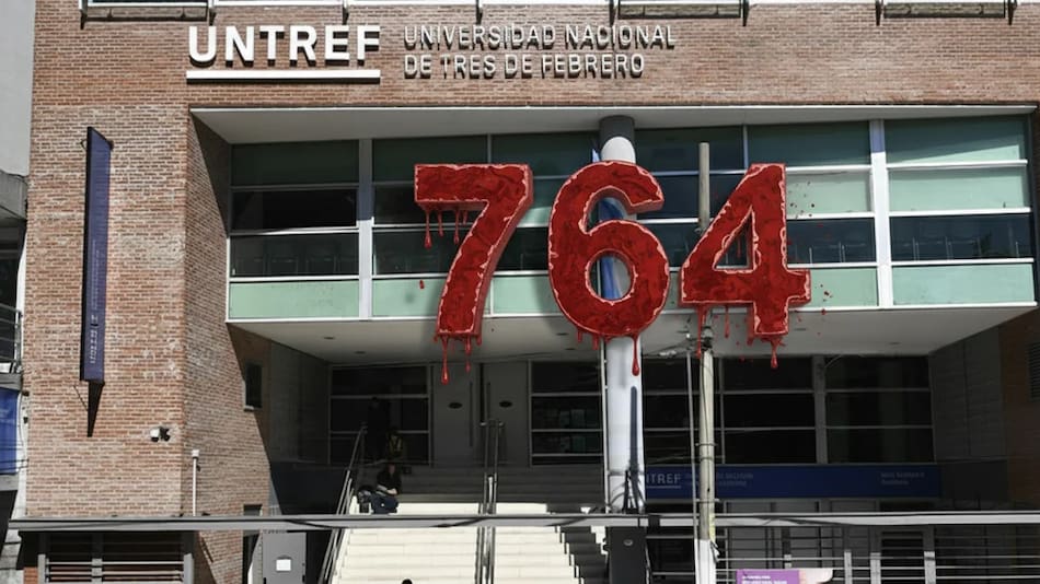 El grupo 764 en la UCA.