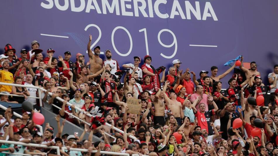 Hinchas de Colón en la final de la Sudamericana, REUTERS