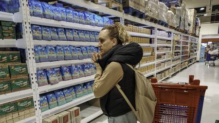 Una provincia argentina ofrece sus productos a precios accesibles. Foto: NA/Daniel Vides.