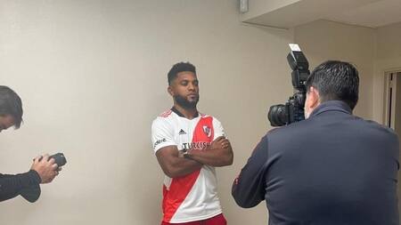 Miguel Borja, River. Foto: Twitter.