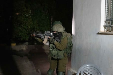 Soldados israelíes en la Franja de Gaza; guerra Israel-Hamás: Foto: X @idfonline