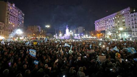#21A - Marcha en el Congreso por el desafuero de Cristina Kirchner - REUTERS