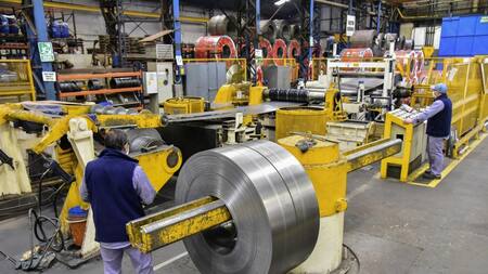 Industria, industria argentina, actividad industrial, NA