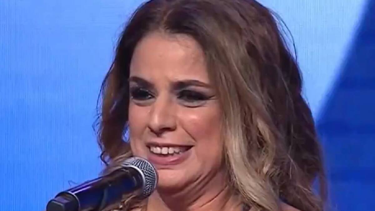 Marina Calabró en los Martín Fierro de Radio 2024. Foto: captura América TV.