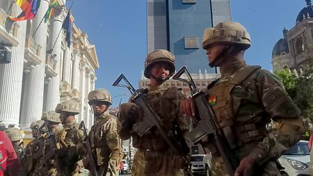 Denuncian golpe de Estado y levantamiento militar en Bolivia. Foto: EFE