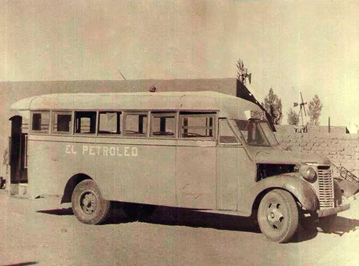 El primer colectivo