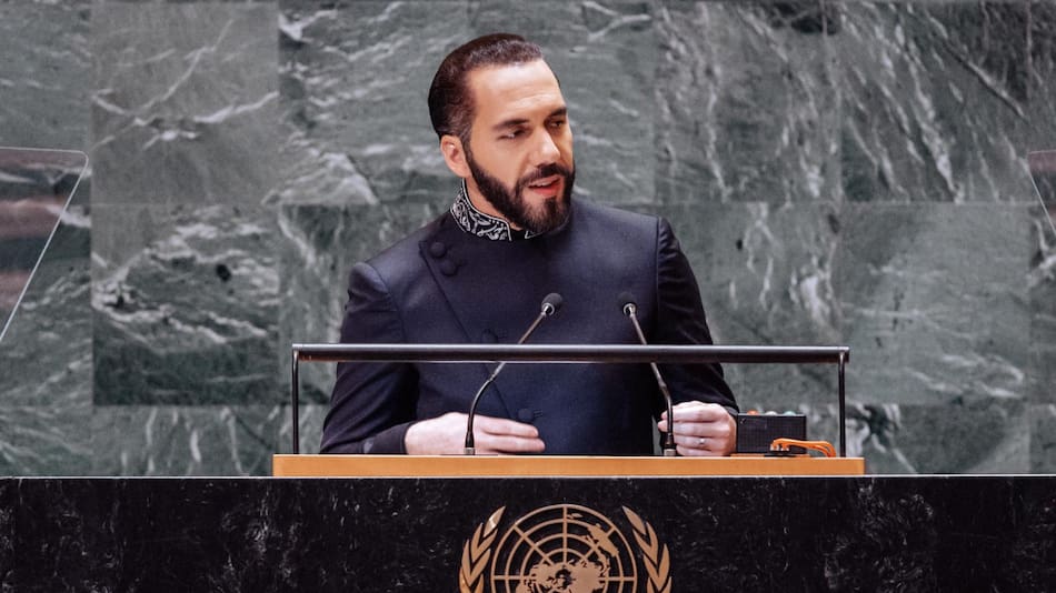 Bukele durante el Debate General del 79º período de sesiones de la Asamblea General de las Naciones Unidas en la Sede de las Naciones Unidas en Nueva York, Nueva York, EE.UU. EFE