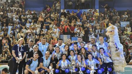 Las Águilas, hockey femenino, Télam