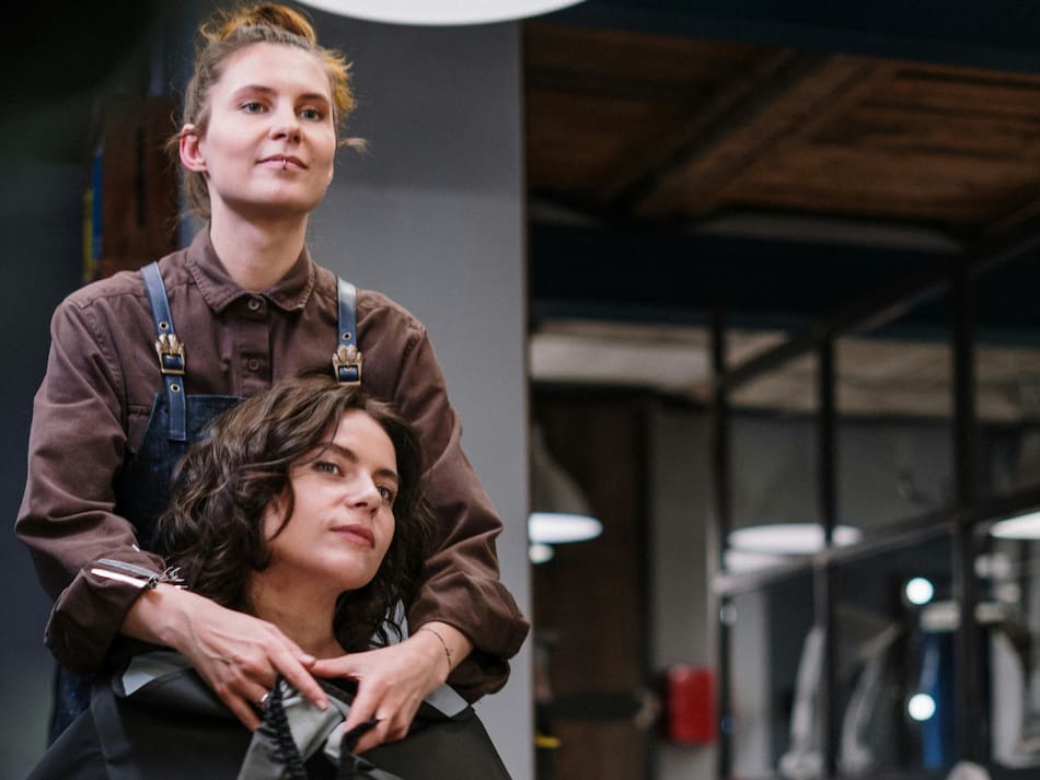 Corte de pelo, peluquería. Foto: Pexels.