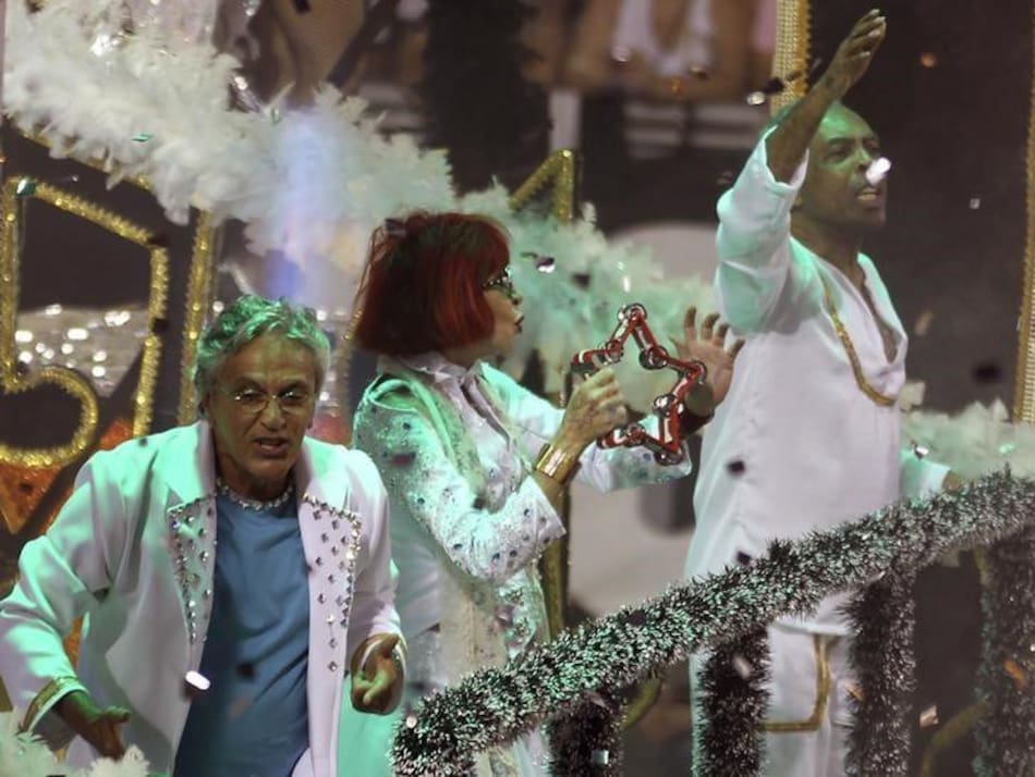 Rita Lee con Caetano Veloso (Izquierda), y Gilberto Gil (Derecha). Foto: Reuters.