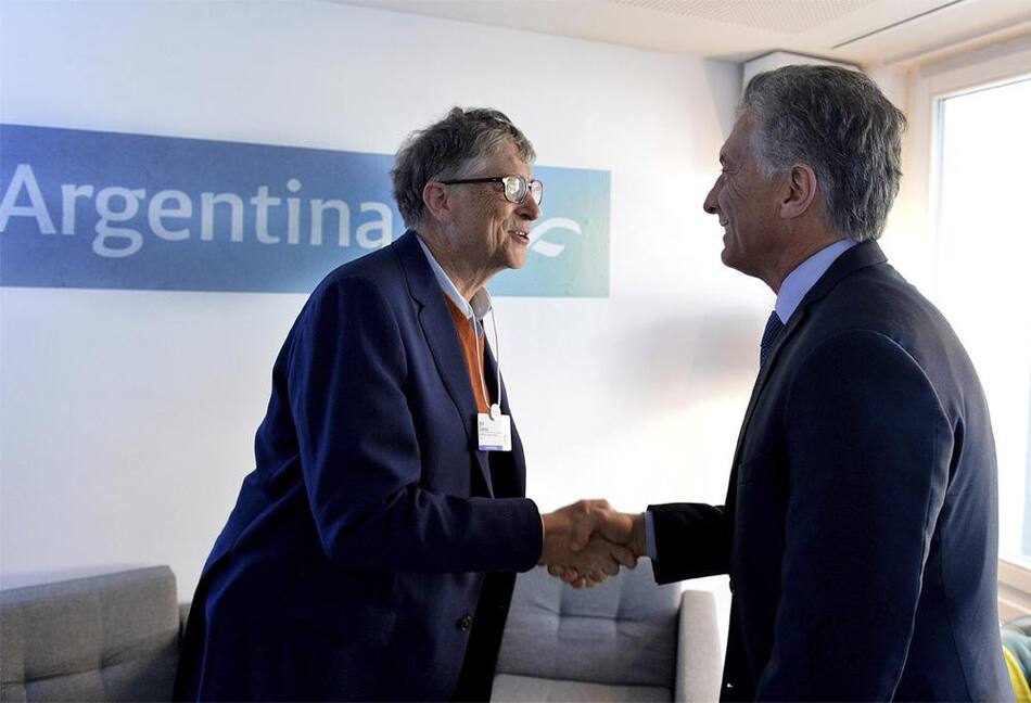 Cumbre de Davos - Bill Gates y Mauricio Macri (Reuters)