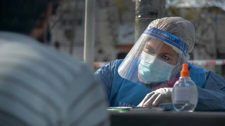 Coronavirus en Argentina, Covid-19, pandemia, Personal sanitario del ministerio de salud continua con los controles en AMBA, NA