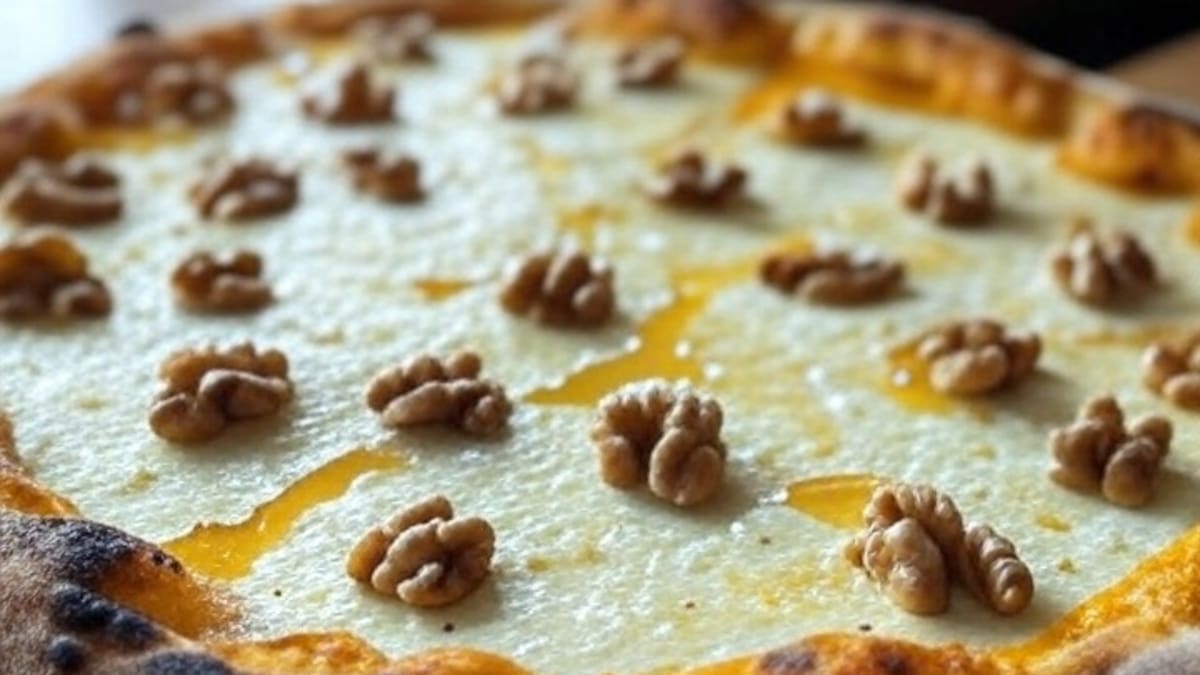 Pizza con calabaza y ricota, una forma diferente de saborear este plato.