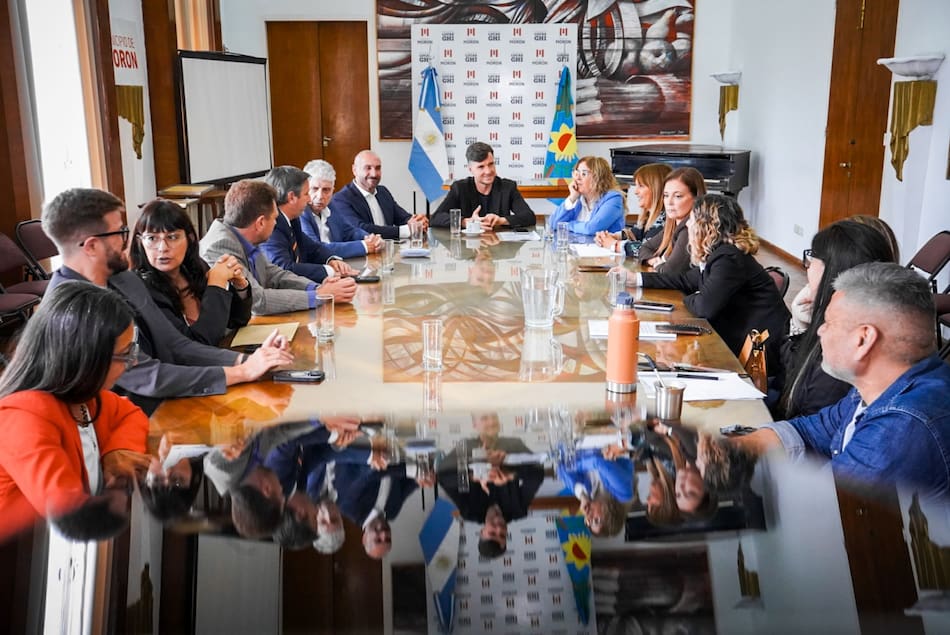 Morón presentó proyecto para permitir la detención de quienes violen restricciones perimetrales.