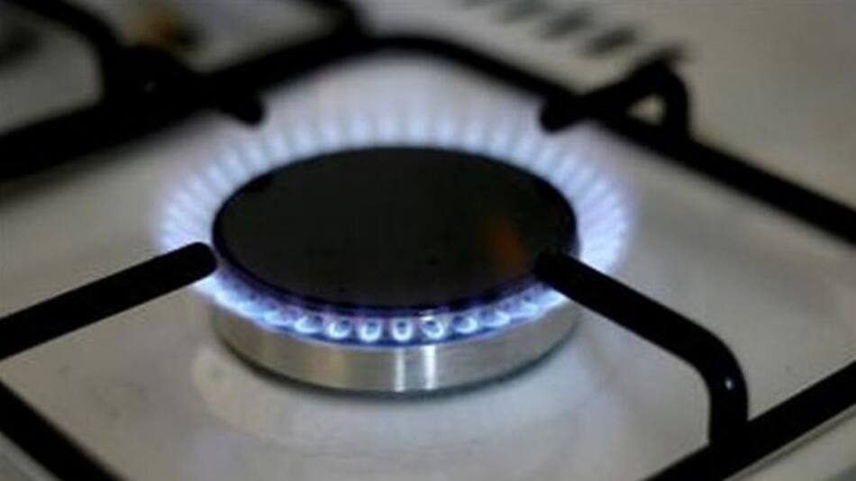 Gas
