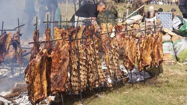 Llega la Fiesta de la Tradición 2025 a un pueblito cerca de CABA: entrada gratis, asado criollo y comidas típicas