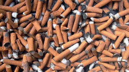 Plásticos, colillas de cigarrillos