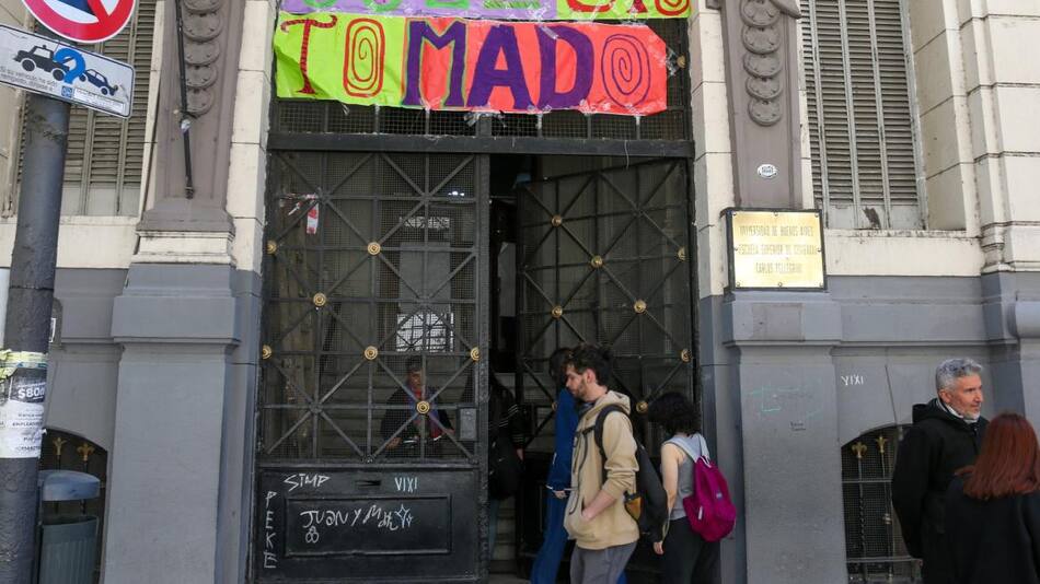 Toma de colegios, NA