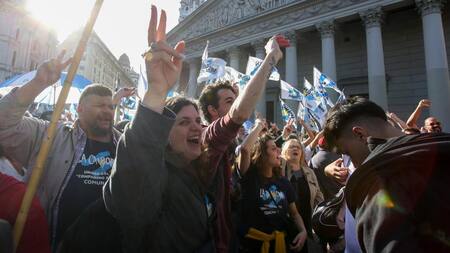 La Cámpora, Cristina Kirchner, NA