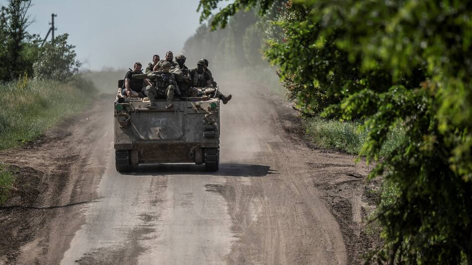 Transporte de tropas. Foto: Reuters.