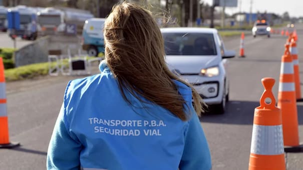 Multas de tránsito con fuerte aumento en el 2026: uno por uno, los nuevos valores de infracciones en la Provincia de Buenos Aires