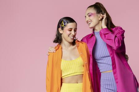 Indumentaria, moda, tendencias. Foto: Freepik.