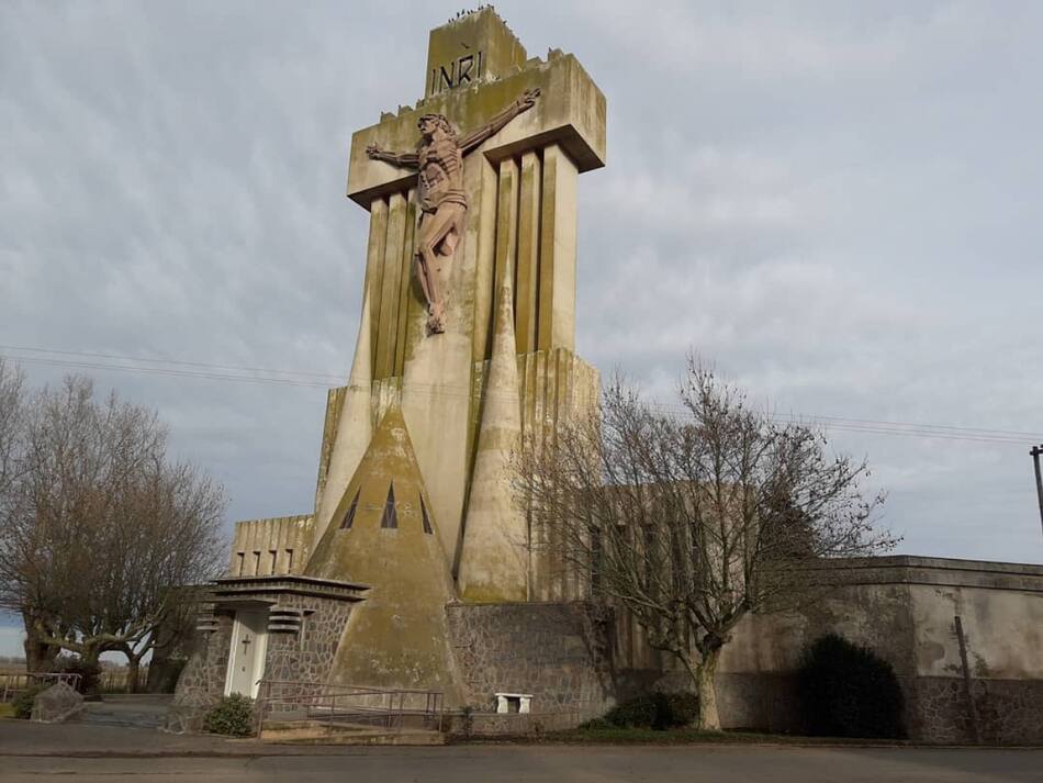 El cementerio de Laprida, la "Ámsterdam argentina". Foto: Wikipedia.
