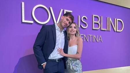 Santiago Martínez y Emily Ceco, participantes de Love is Blind. Foto: Instagram/santunahuel
