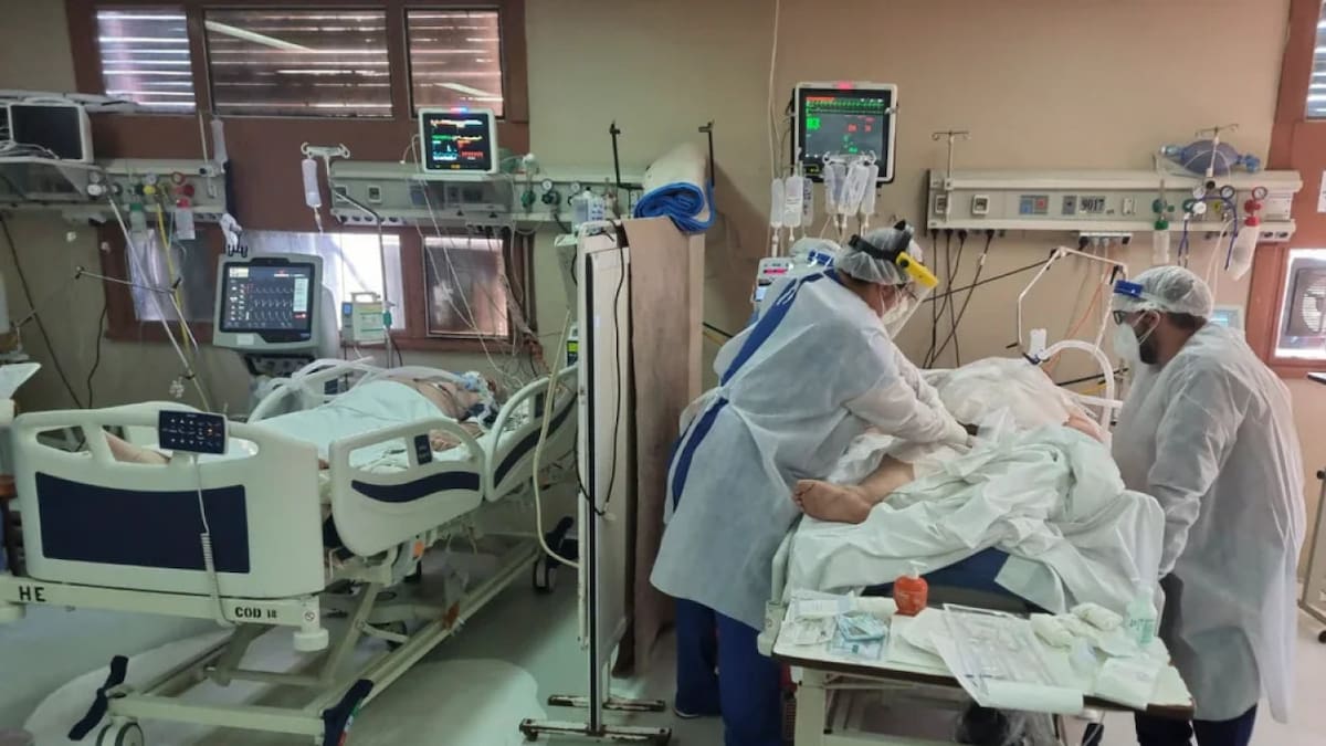 Aumento de casos de COVID-19 en salas de terapia intensiva. Foto: NA.