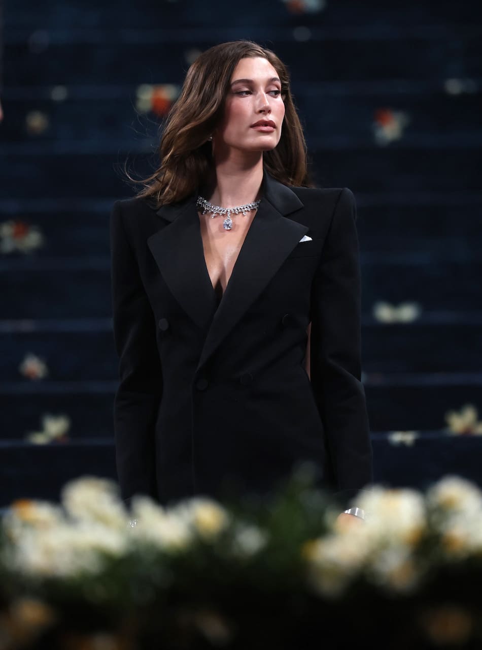 Hailey Bieber Met Gala 2025. Foto: Reuters/Mario Anzuoni.