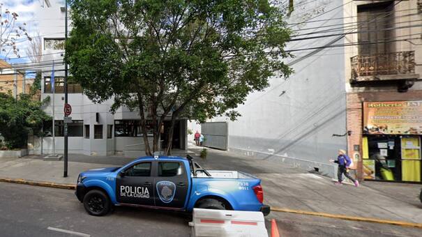 Se fugaron seis presos en Caballito: antes de huir, maniataron al jefe de la Alcaidía 6A
