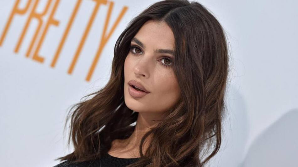 Emily Ratajkowski