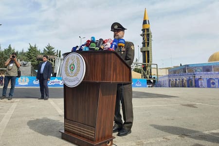 Presentación de Irán de su nuevo misil balístico. Foto: REUTERS.