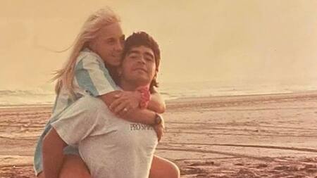 Diego Maradona y Claudia Villafañe. Foto: familia Maradona