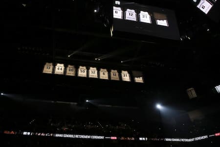 Ginóbilli - Homenaje de San Antonio Reuters