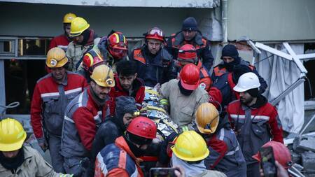 Siguen los rescates en Siria y Turquía. Foto: EFE.