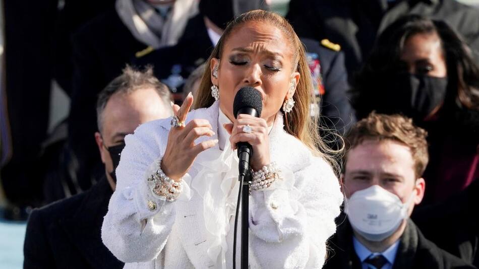 JLO cantando en la asunción de Joe Biden, REUTERS