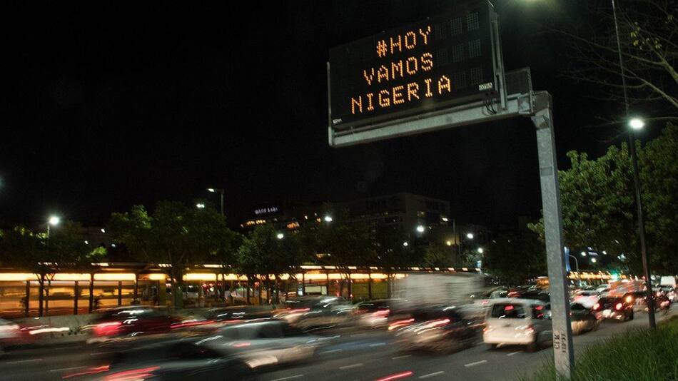 Cartel de apoyo a Nigeria en el cartel de la Ciudad