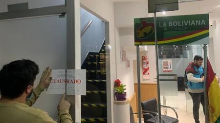 Clínica clausurada en Liniers. Foto: NA.