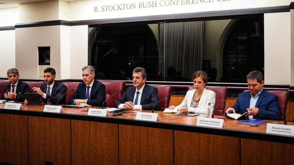 Sergio Massa en el Rush Conference Center del Instituto Baker. Foto: Twitter @SergioMassa