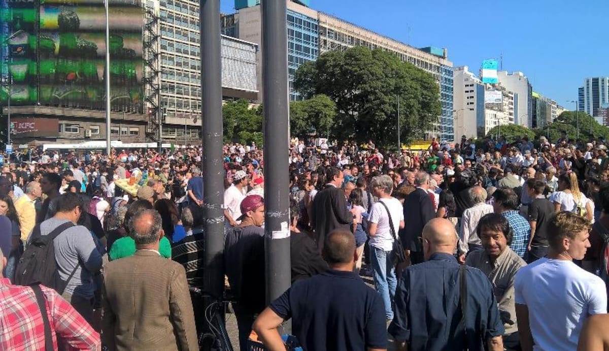 Tetazo en el Obelisco