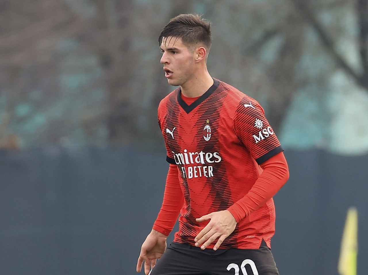 Marco Pellegrino tuvo un breve paso por AC Milan. Foto: X @acmilan.