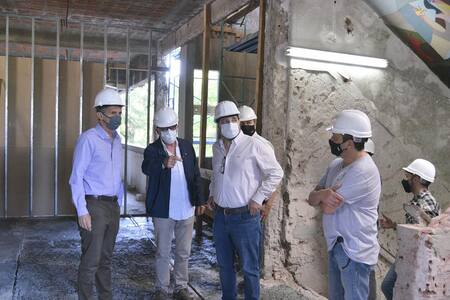 San Martín, el intendente Moreira y el ministro Katopodis visitaron obras del Hospital Municipal Thompson