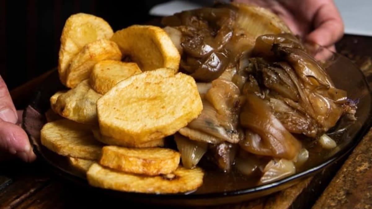El bodegón de CABA conocido como "el rey de la carne al horno": queda en una mítica avenida y conserva el alma de barrio