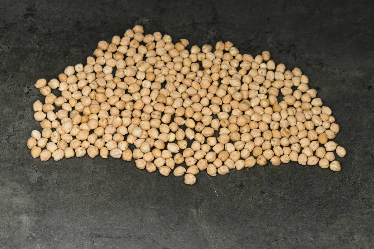 Garbanzos secos. Foto: Unsplash.