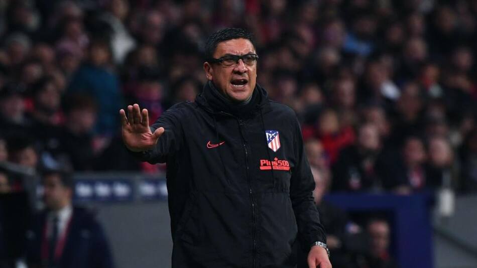 Mono Burgos, entrenador.